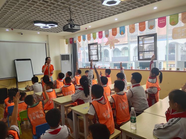 如果你想开设托管班课程，加盟应该学习以下三点
