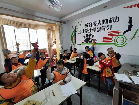 选择加入小学生托管班是否划算