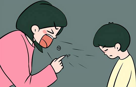 孩子挨打时若有这两种表现，家长再生气，也不要动手了