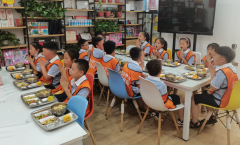 友妈帮托管：别再用花钱证明爱！孩子的 “配得感”，从来不是堆出来的