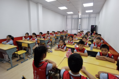 托管班拼到最后，拼的全是细节！