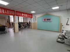 托管人现在有两种日子：一种越赚越慌，一种越赚越稳